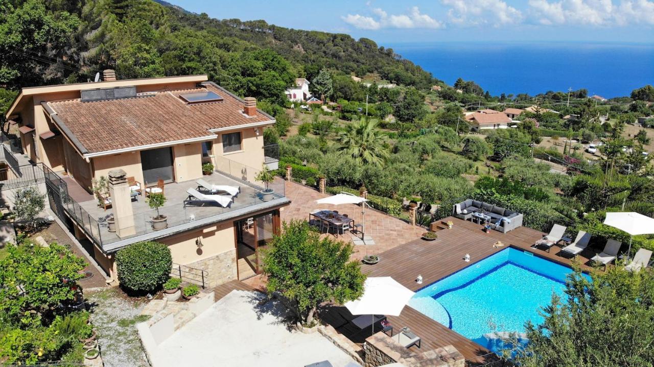 Villa Provenza 12&4, Emma Villas Cefalu Bagian luar foto
