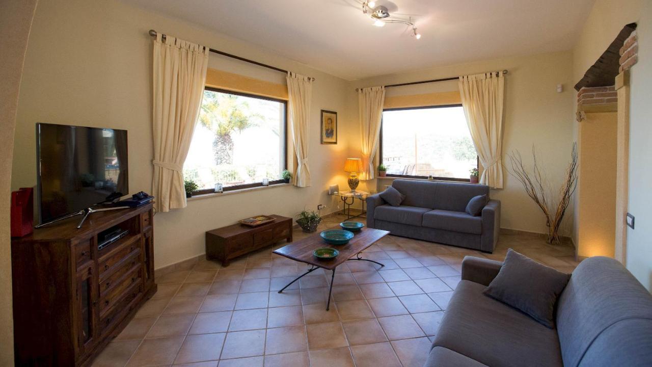 Villa Provenza 12&4, Emma Villas Cefalu Bagian luar foto