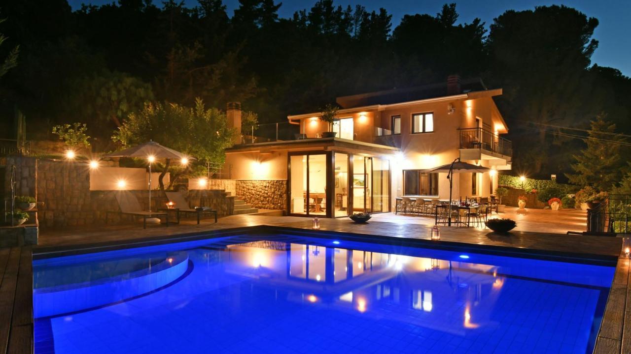 Villa Provenza 12&4, Emma Villas Cefalu Bagian luar foto