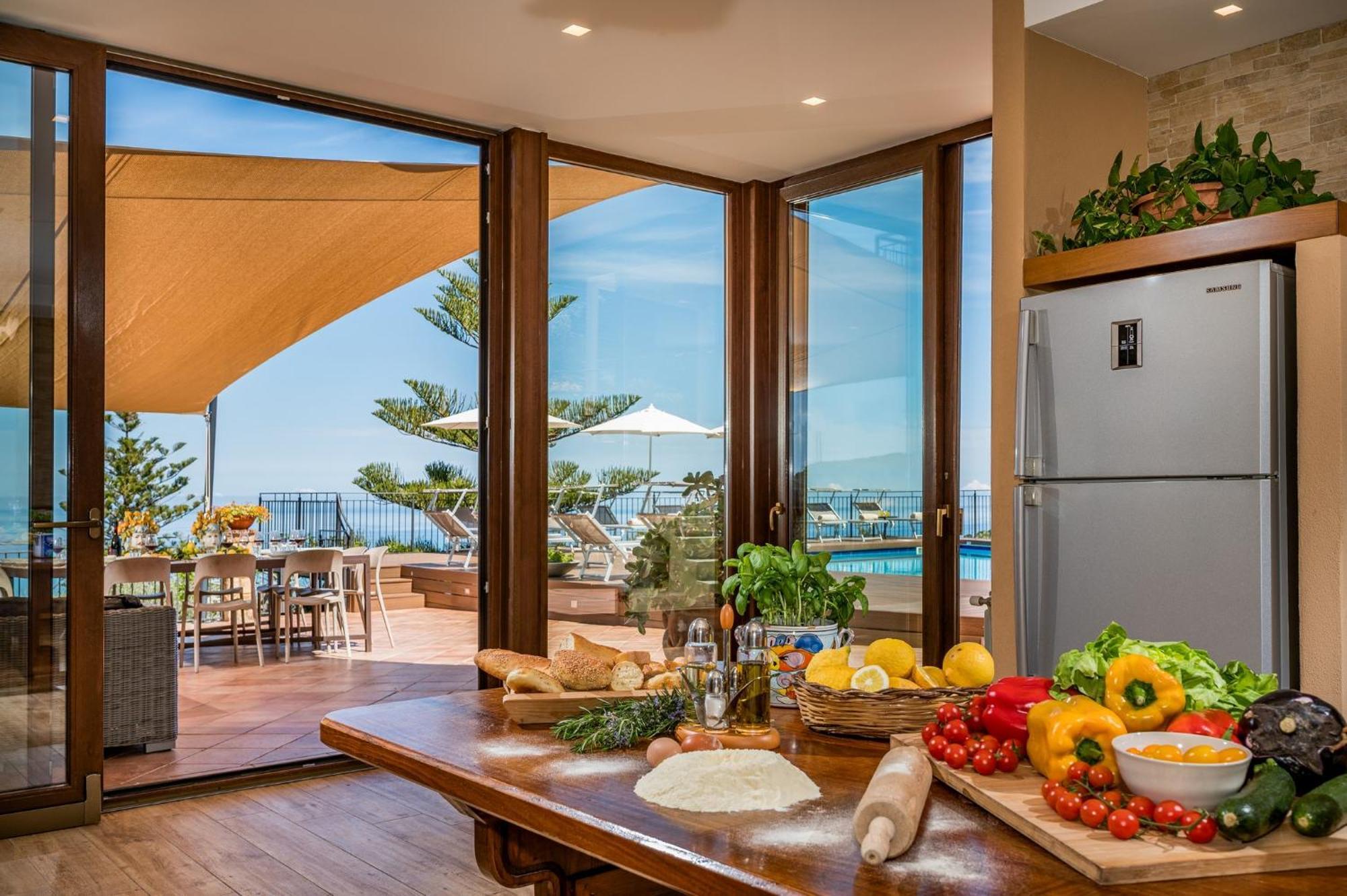 Villa Provenza 12&4, Emma Villas Cefalu Bagian luar foto