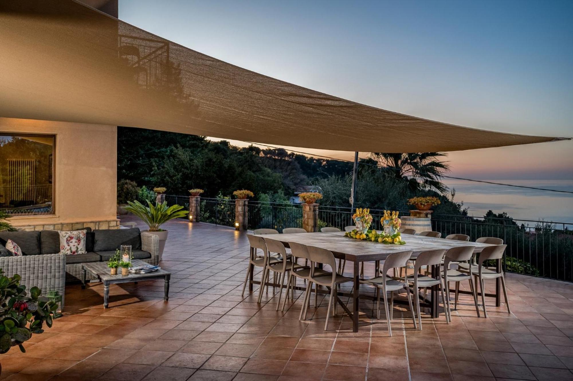 Villa Provenza 12&4, Emma Villas Cefalu Bagian luar foto