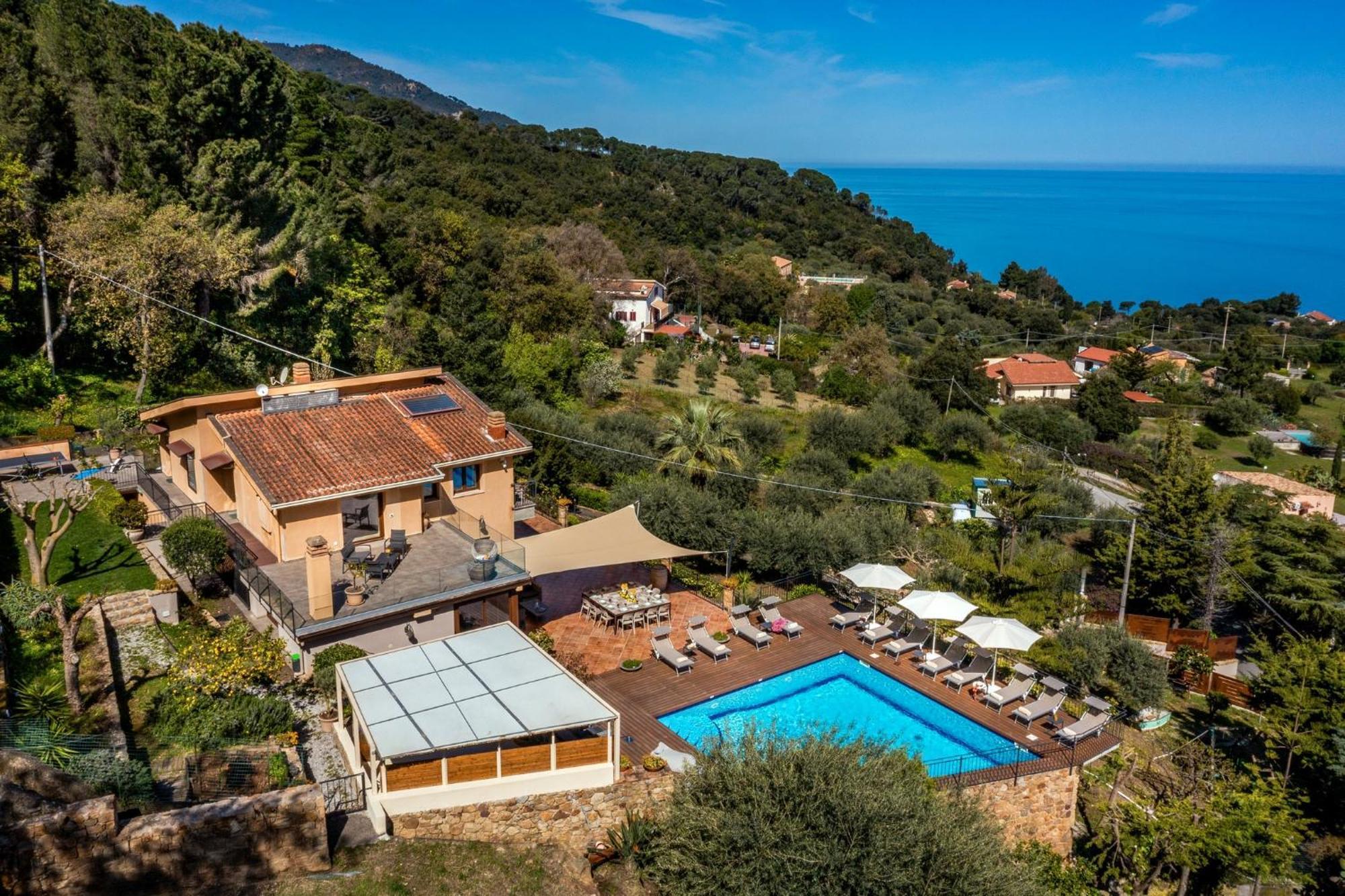 Villa Provenza 12&4, Emma Villas Cefalu Bagian luar foto