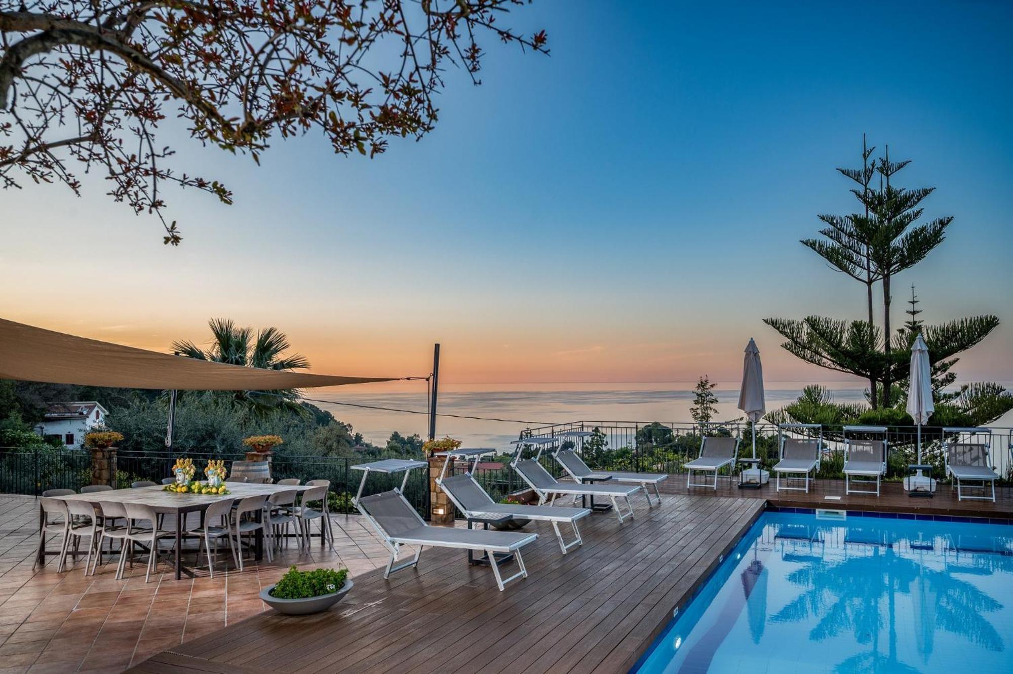 Villa Provenza 12&4, Emma Villas Cefalu Bagian luar foto